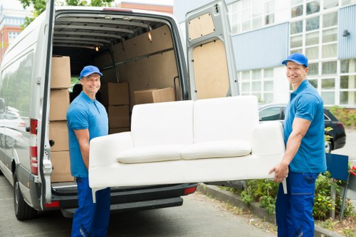 Man and van option for smaller Lambeth removals